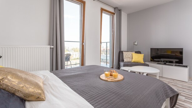 Apartment | Iron/ironing board, free cots/infant beds, free WiFi - Warsaw Kasprzaka ApartHotel (Warsaw)