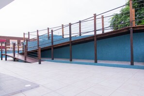 Condo (Bromptons41) | Pool