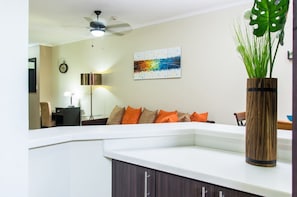 Apartment (Bromptons41) | Eigene Küche | Großer Kühlschrank, Mikrowelle, Ofen, Herdplatte