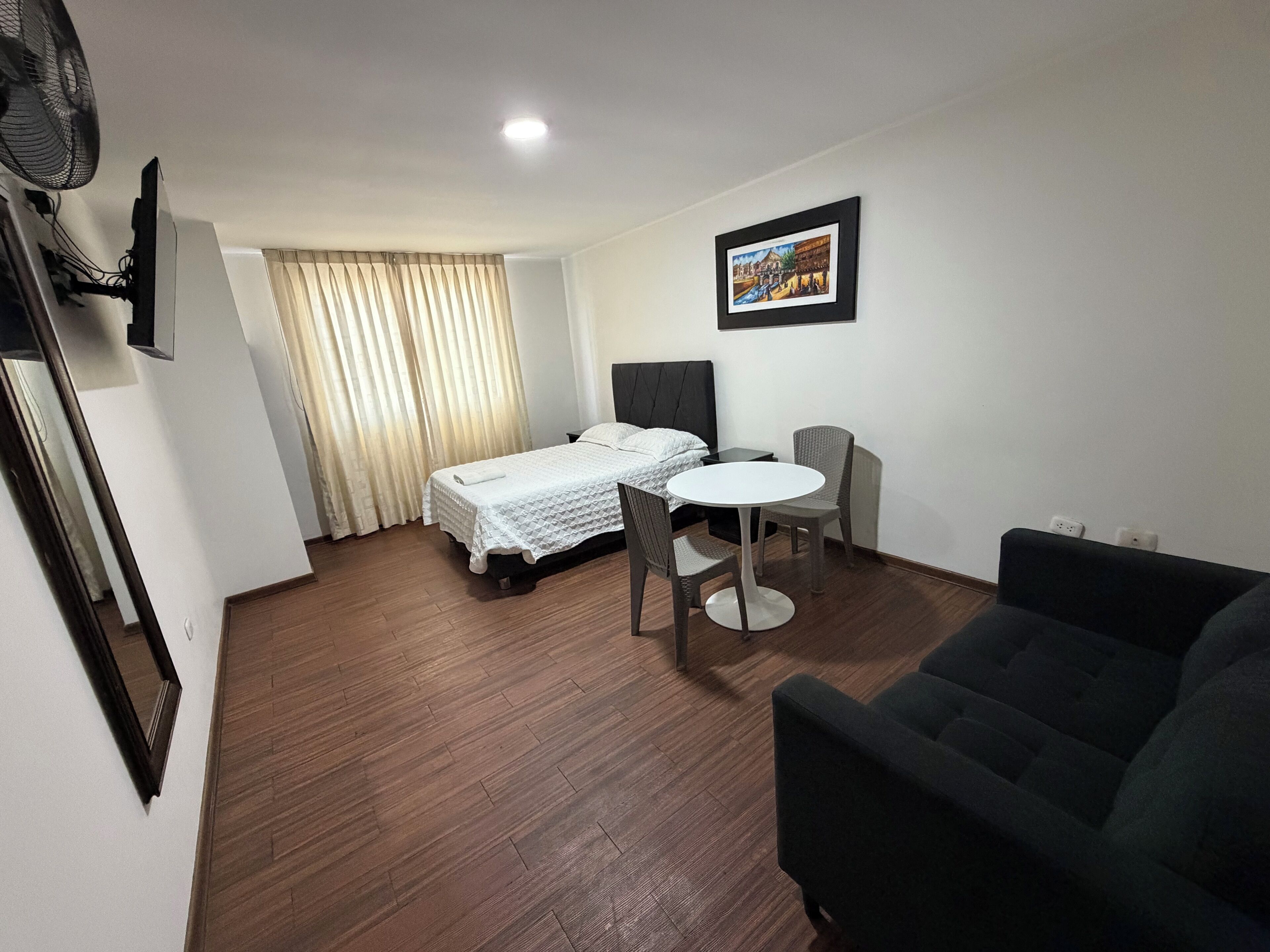 Habitación matrimonial ejecutiva | Gratis Wi-Fi, sengetøj