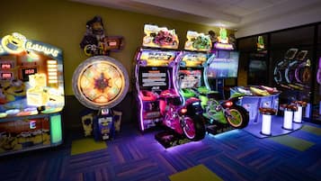 電子遊戲室