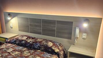 Standard Room | Free WiFi, bed sheets