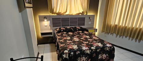 Wifi gratis y ropa de cama