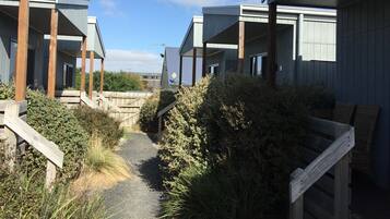 Twin Room @ The Courtyard (Cabin Style) | Courtyard view