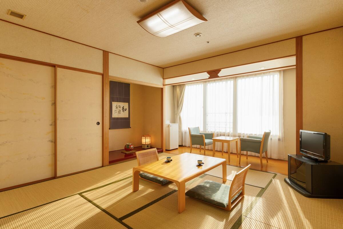Japanese Style Quadruple Room, Smoking, Shared Bathroom | In-room safe, free WiFi, wheelchair access