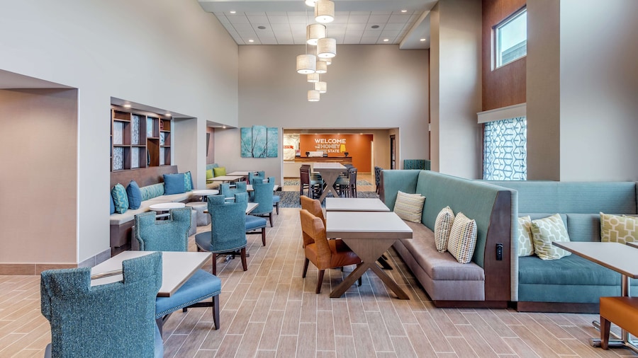 Hampton Inn & Suites Saraland Mobile