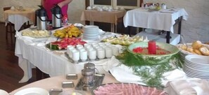 Petit déjeuner buffet compris tous les jours