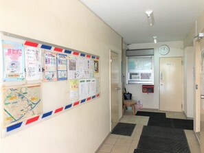 Hallway - Simple Hotel Kyoei (Yokohama)