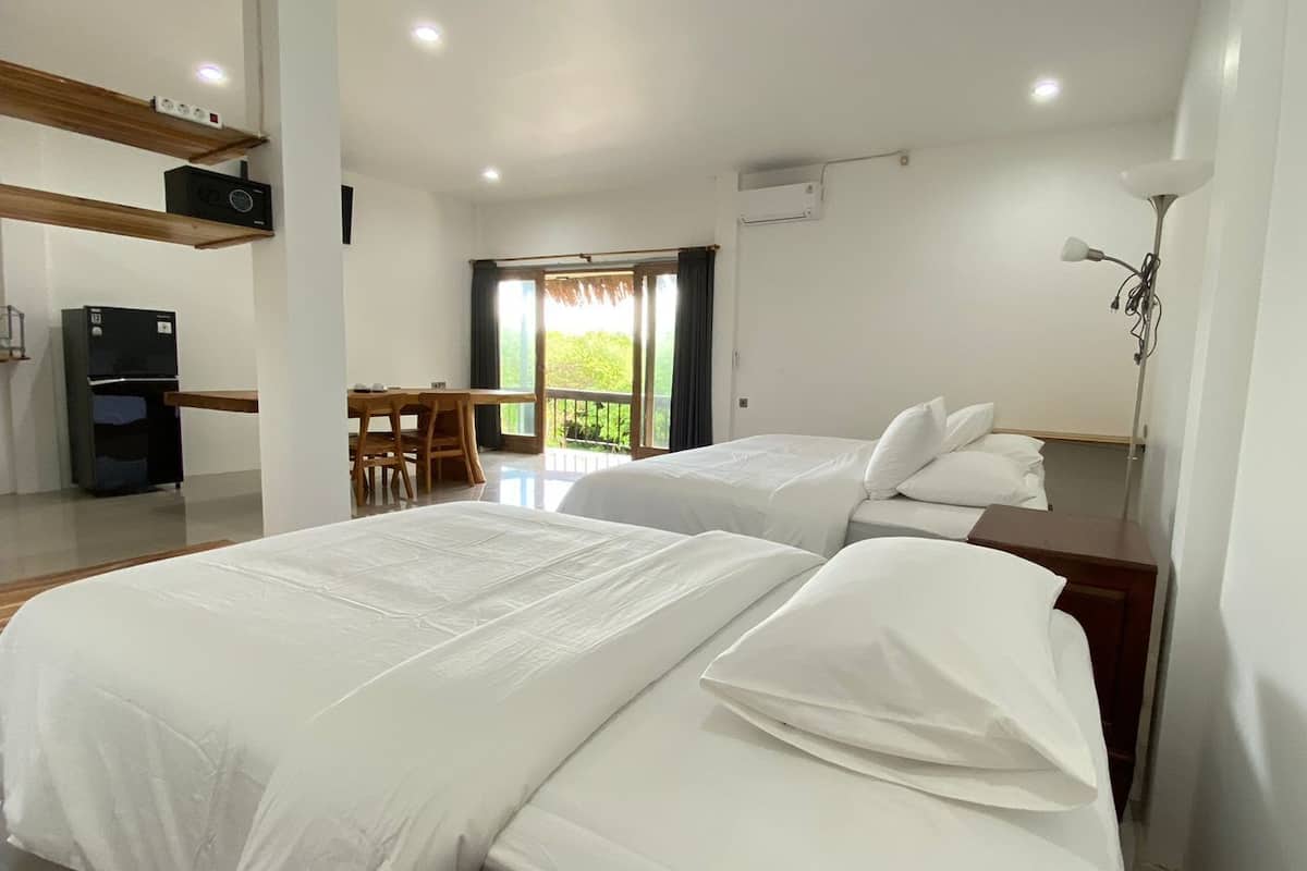 1 bedroom, Select Comfort beds, in-room safe, blackout curtains