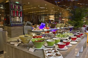 อาหารและเครื่องดื่ม