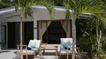 Coconut Palm - Seaview | Vue sur la plage/lâocĂ©an