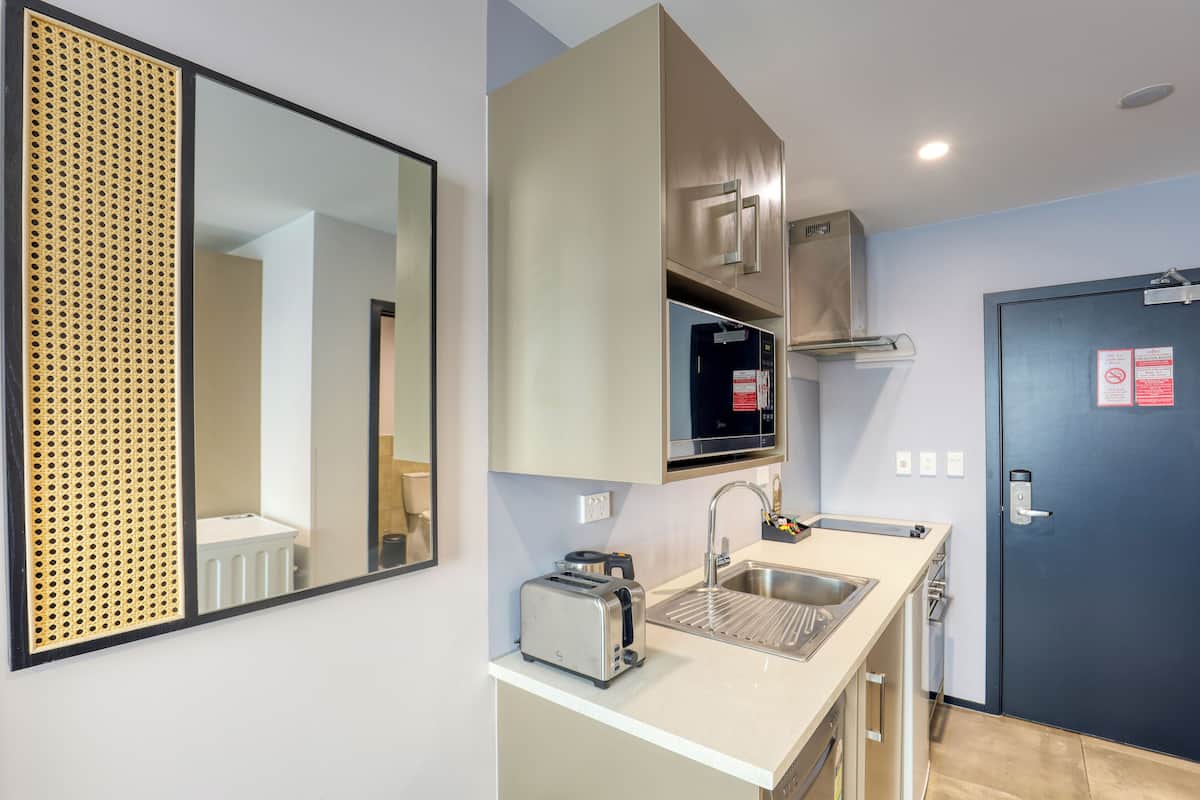superior studio suite | private kitchen | mini-fridge, microwave, oven, stovetop