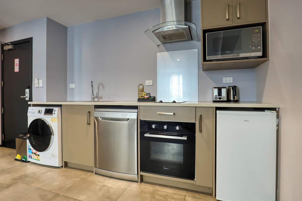 one bedroom suite | private kitchen | mini-fridge, microwave, oven, stovetop