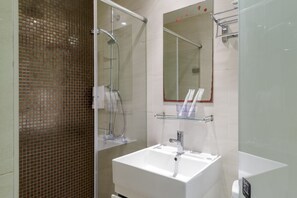 Habitació doble | Minibar, habitacions insonoritzades i wifi gratuïta 