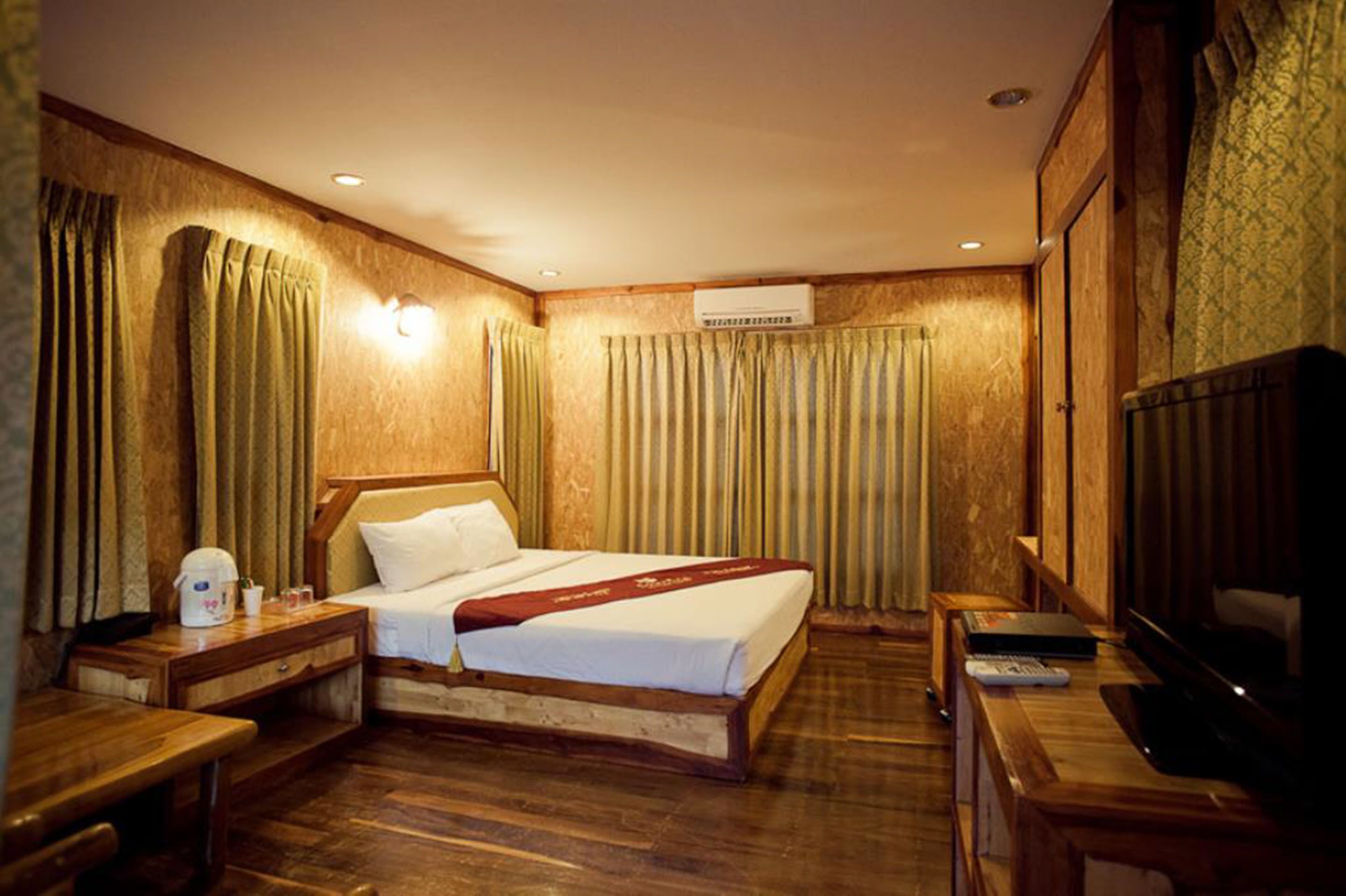 vip room | free wifi