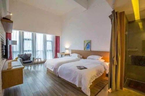 River View Boutique Hotel Beibin Road