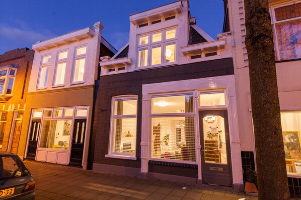 Fachada de la propiedad