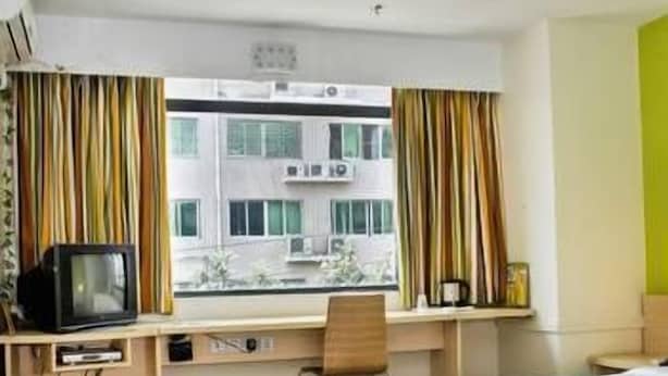 Room - 7 Days Inn (Chifeng)
