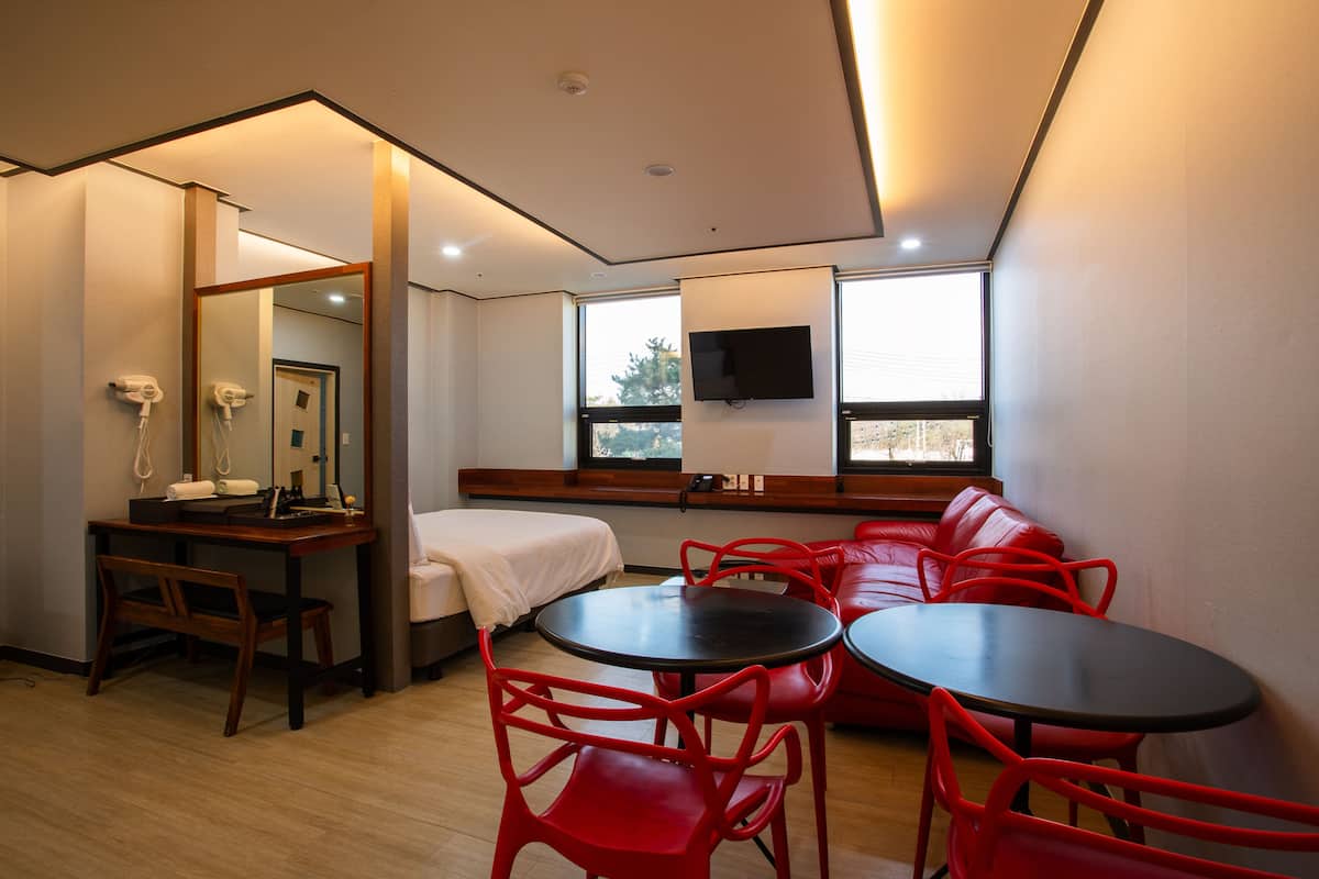 Deluxe Twin Room | 1 bedroom