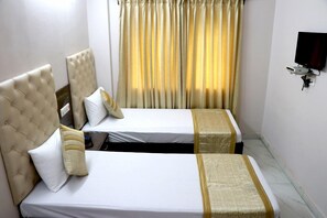 Phòng Deluxe | Màn/rèm cản sáng, phòng cách âm, bộ trải giường 