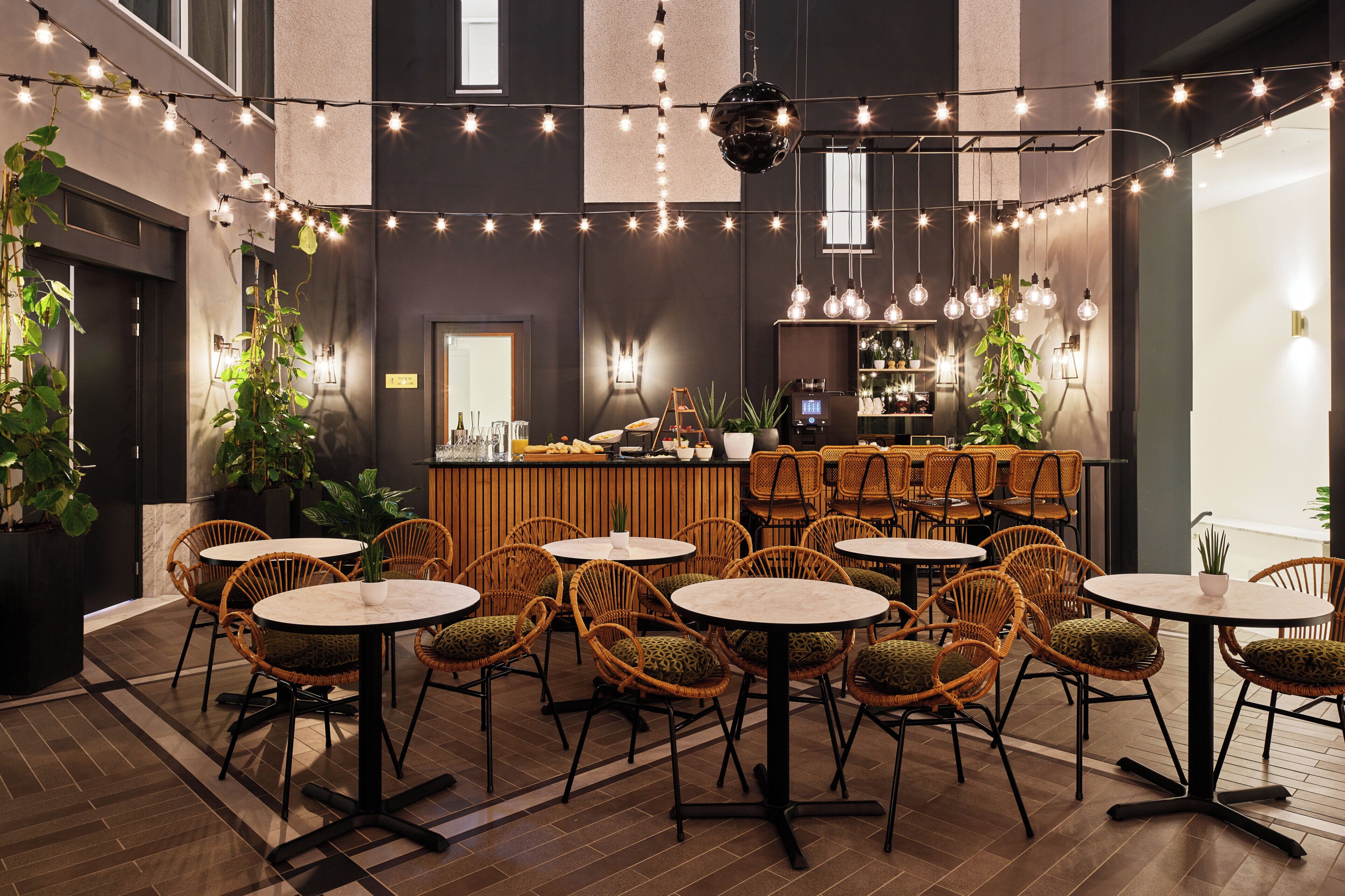 Photo - Staybridge Suites The Hague - Parliament by IHG
