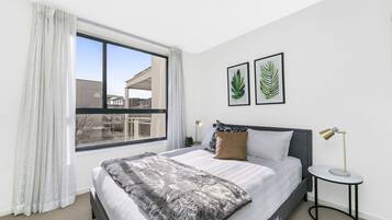 Comfort Apartment, 2 Bedrooms, 2 Bathrooms | 2 bedrooms, free WiFi