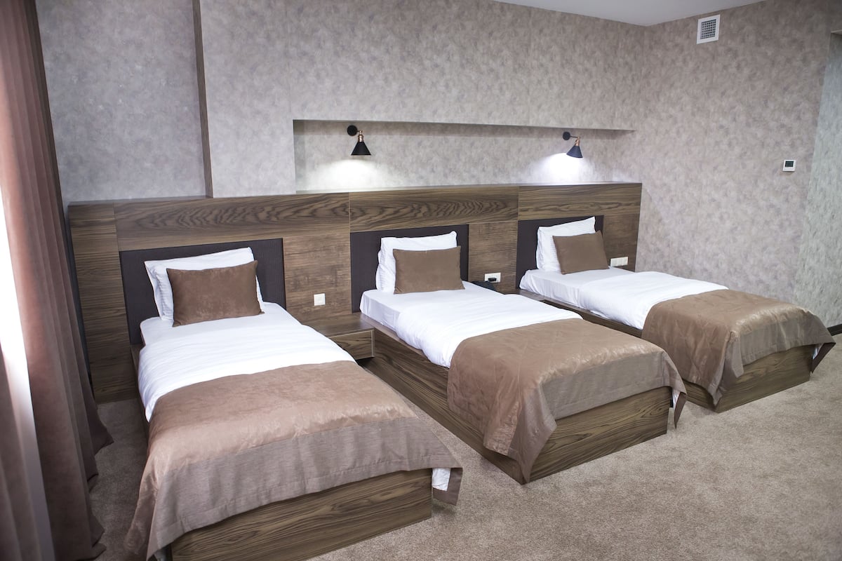 Standard Triple Room | Premium bedding, minibar, in-room safe, desk