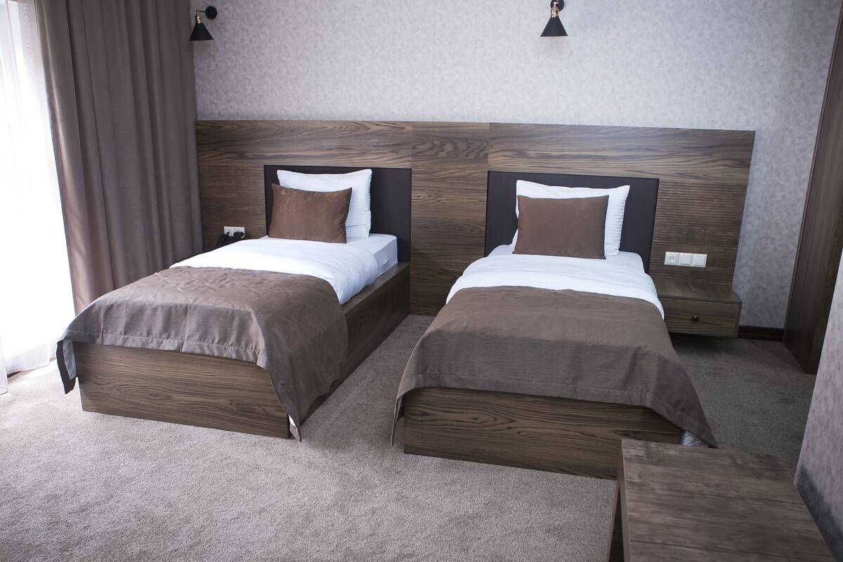Premium bedding, minibar, in-room safe, desk