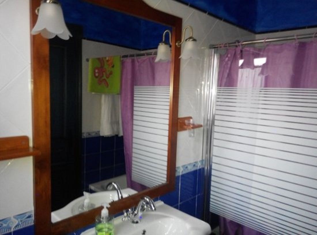 deluxe twin room, 2 single beds | bathroom | shower, free toiletries, hair dryer, soap
