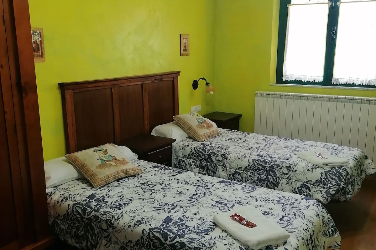 basic double room, 1 bedroom | free wifi, bed sheets
