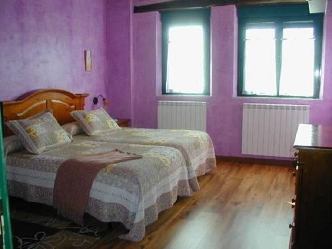 Deluxe Twin Room, 2 Twin Beds | Free WiFi, bed sheets