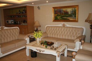 Suite presidencial | Escriptori, cortines opaques, llits addicionals i wifi gratuïta 