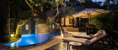 2 piscinas al aire libre
