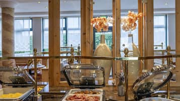 Colazione a buffet a pagamento, servita tutte le mattine