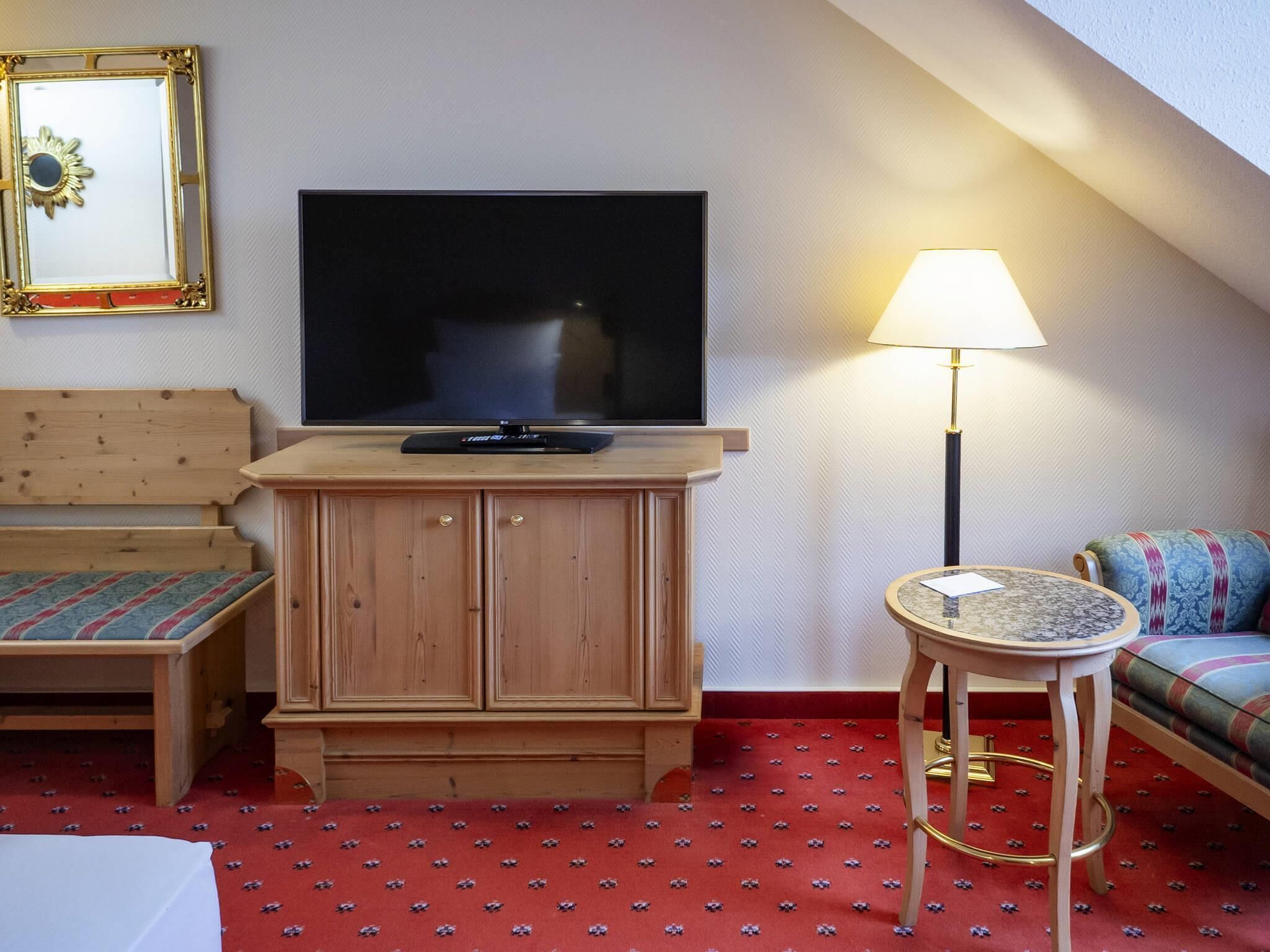 Executive-Zimmer, 1 King-Bett | Daunenbettdecken, Minibar, Zimmersafe, individuell dekoriert