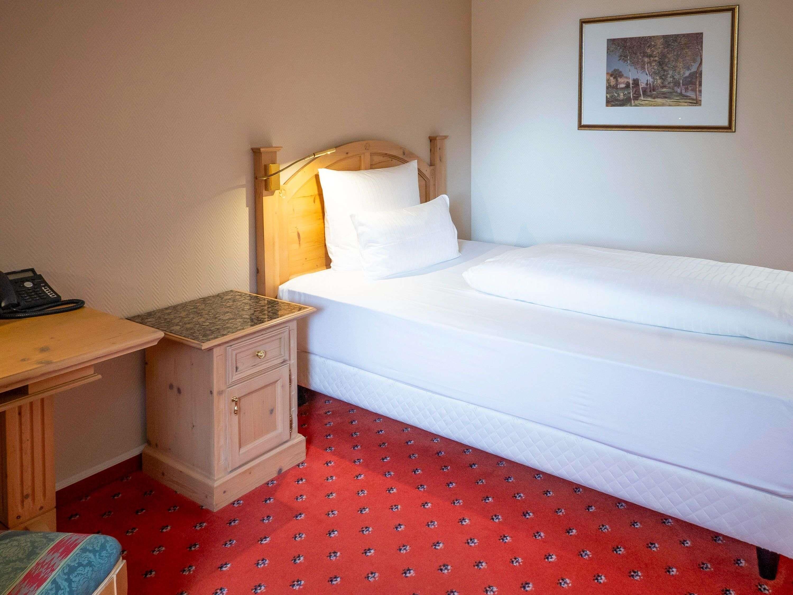 高級客房, 2 張單人床 | 羽絨被、迷你吧、客房內保險箱、獨特裝潢