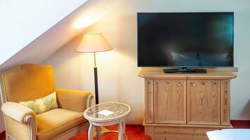 Down duvets, minibar, in-room safe, individually decorated