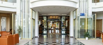 Atomis Hotel Munich Airport by Mercure