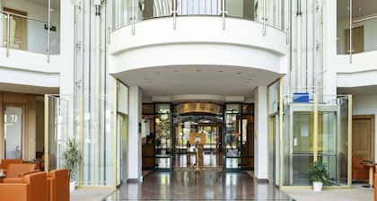 Atomis Hotel Munich Airport by Mercure