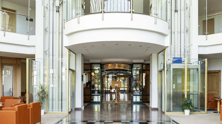 Atomis Hotel Munich Airport by Mercure