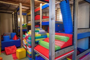 Children’s play area – indoor