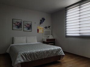 Rollaway beds, free WiFi, bed sheets - Damyang Meta Pension (Damyang)