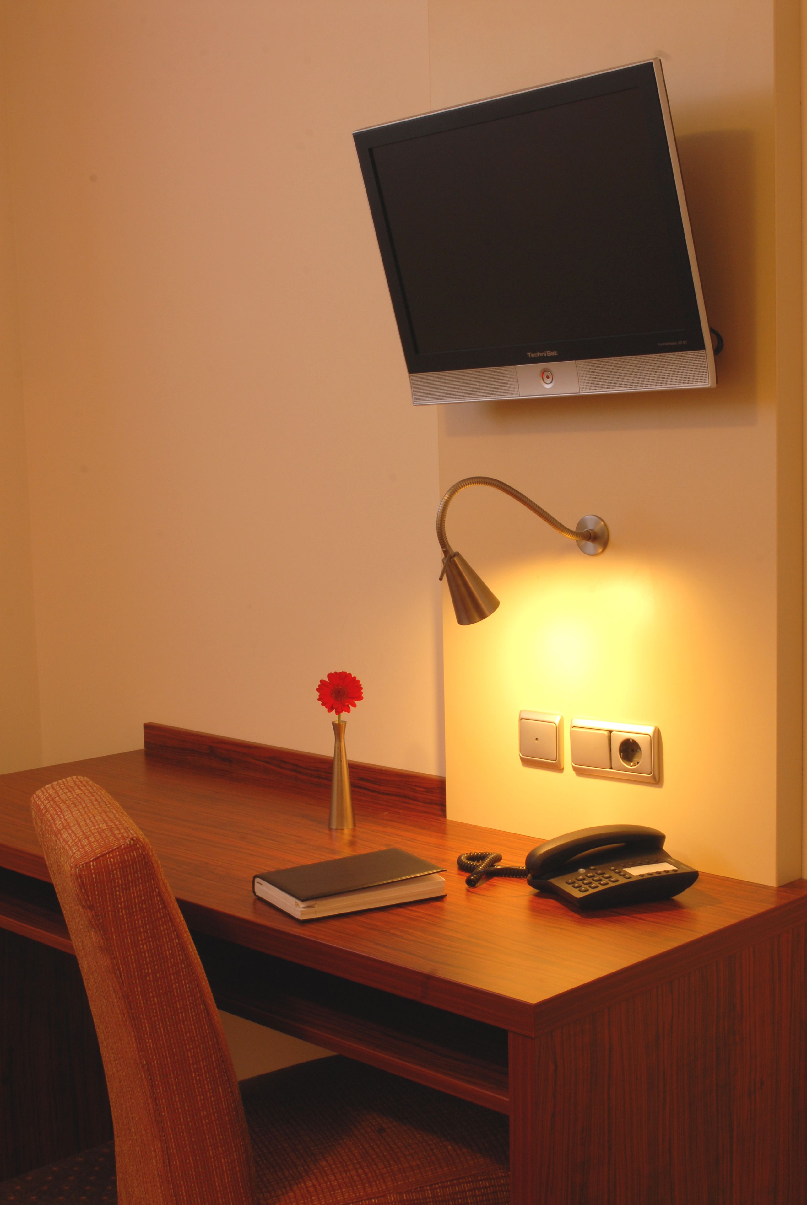 desk, iron/ironing board, free cots/infant beds, free wifi