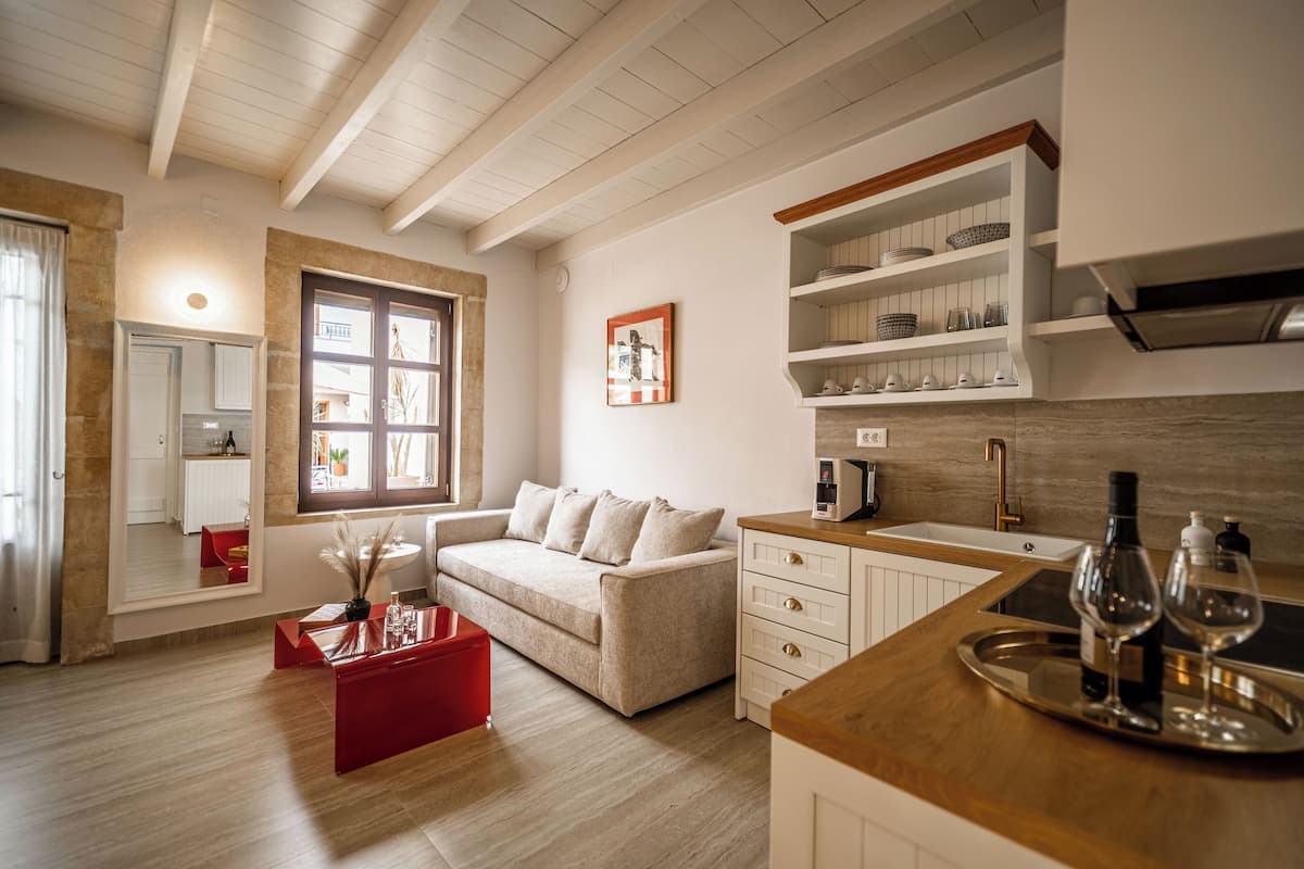 Suite studio Deluxe | 1 chambre, coffre-fort, espace de travail pour ordinateurs portables