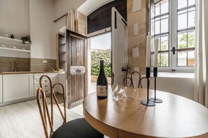 Deluxe Studio Suite | Living area - Lithinon Luxury Suites (Chania)