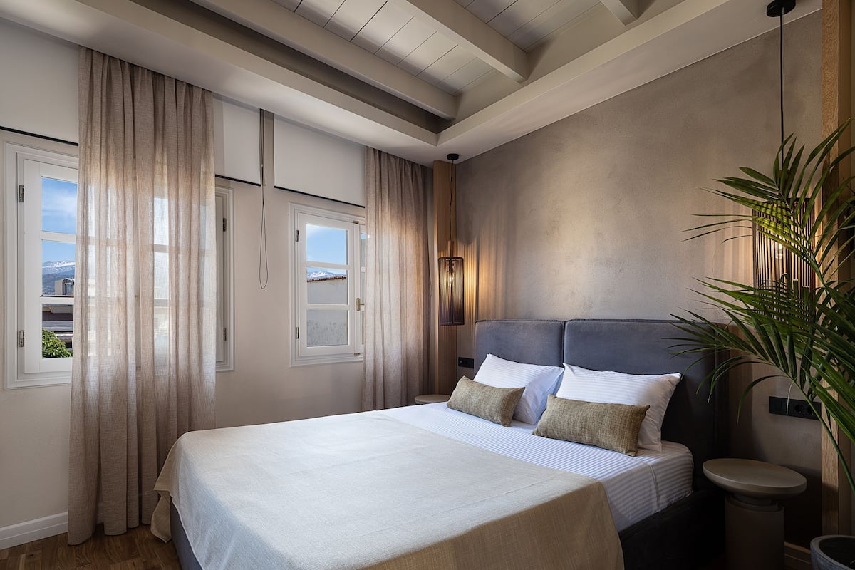 Suite Standard | 1 chambre, coffre-fort, espace de travail pour ordinateurs portables
