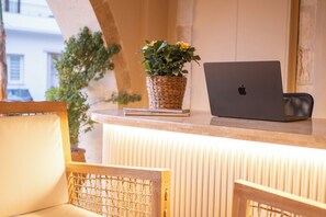 Exterior - Lithinon Luxury Suites (Chania)