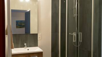 Douche de la salle de bain