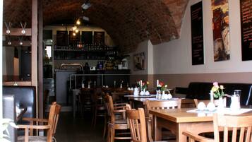 Bar (en la propiedad)