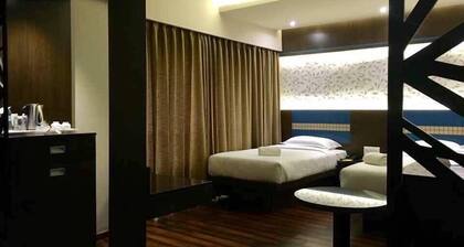 Hotel The President